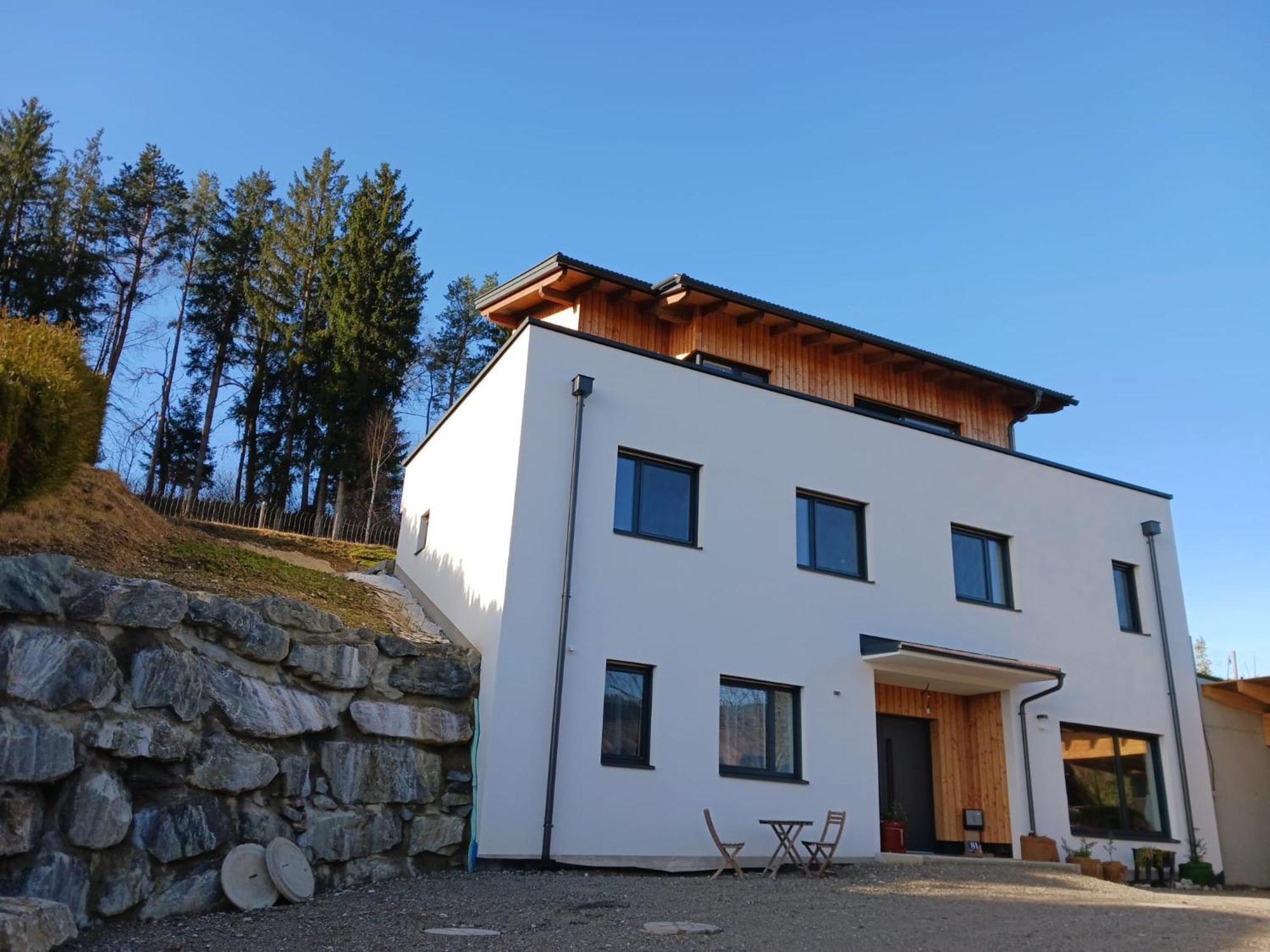 Ferienwohnung Gerlitzenblick Villach Bagian luar foto